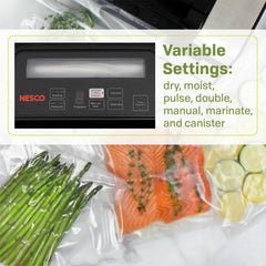 NESCO VS-12 sellando una bolsa con carne, conserva frescura y textura