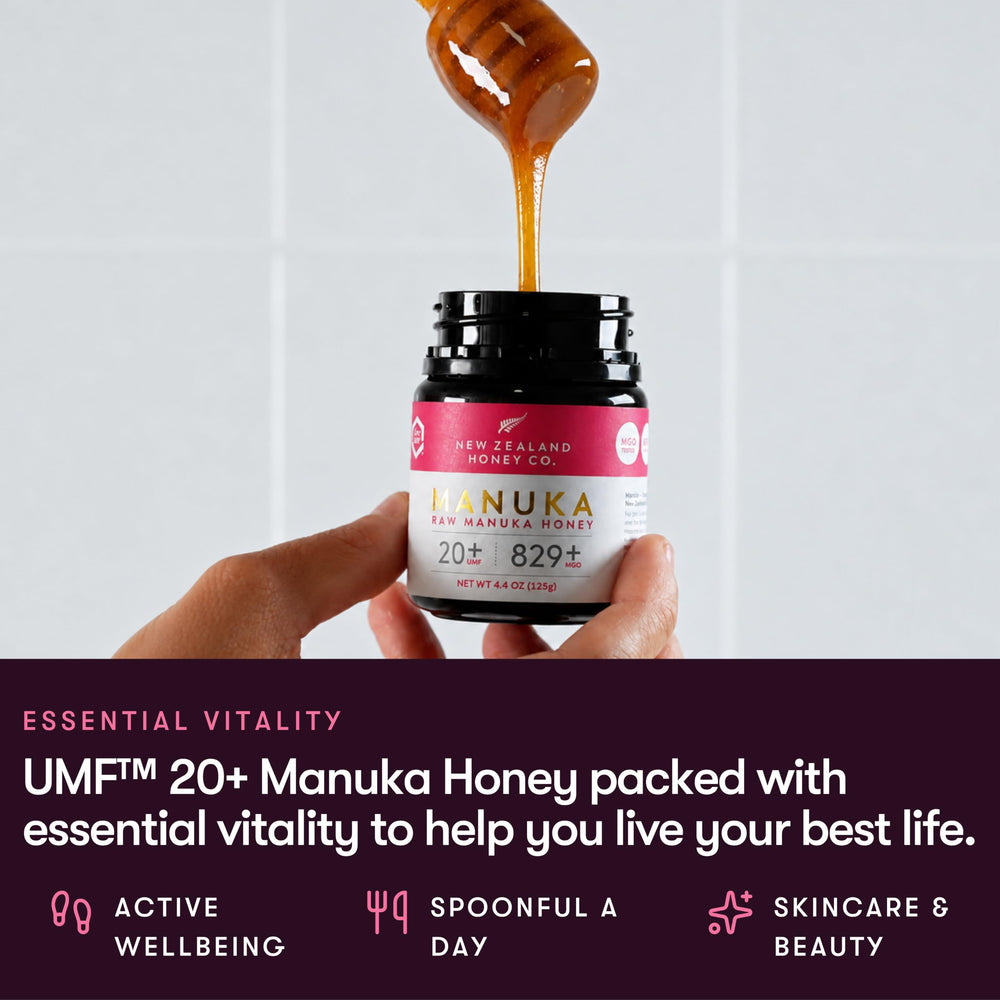 New Zealand Honey Co mano sosteniendo tarro demostrando practicidad para llevar