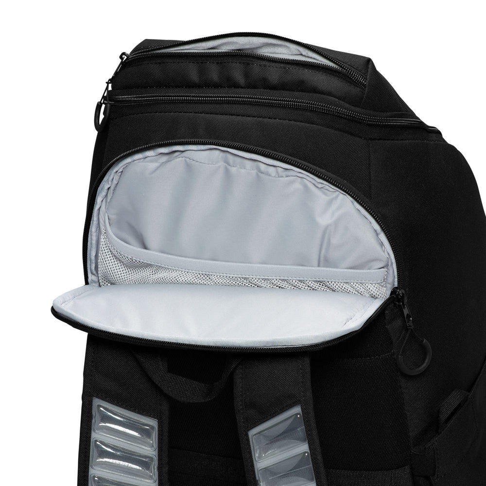 Nike mochila Varsity Elite bolsillo inferior independiente para zapatillas y ropa húmeda