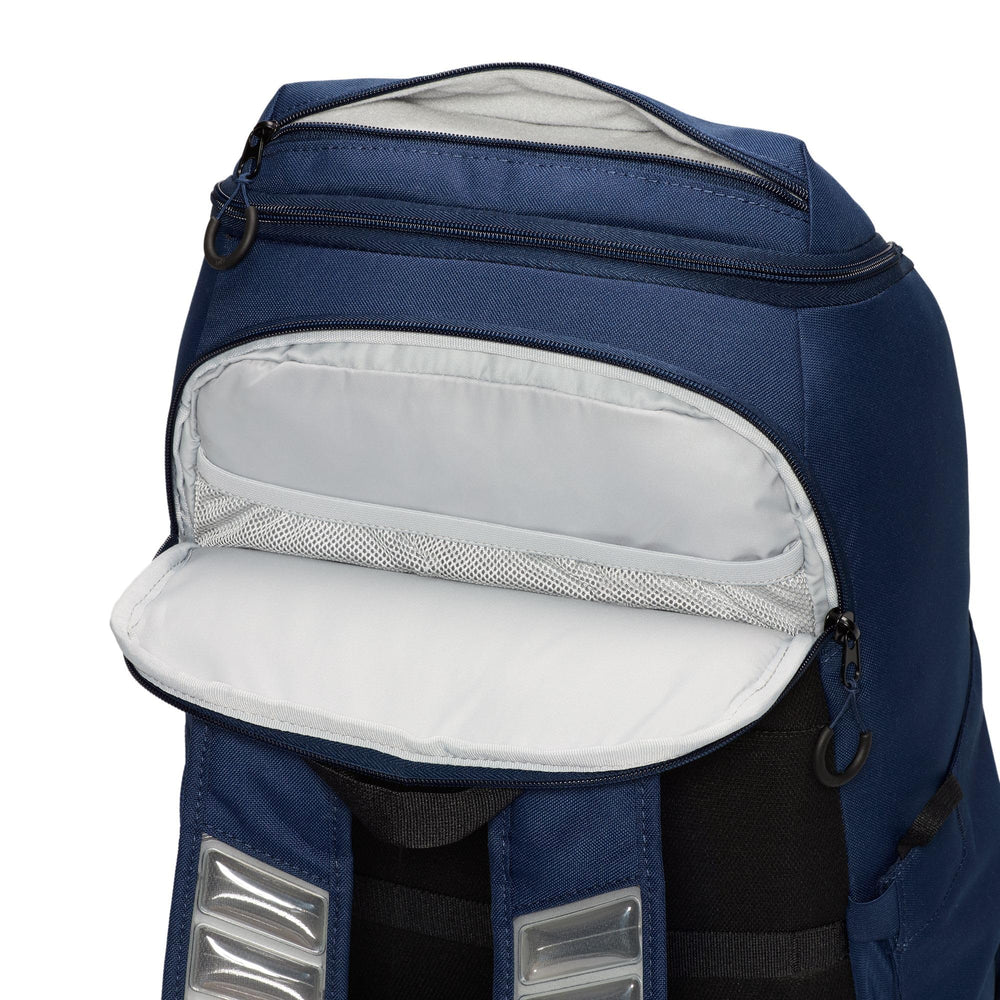 Nike Varsity Elite bolsillo lateral expandible con botella, ajuste flexible y práctico