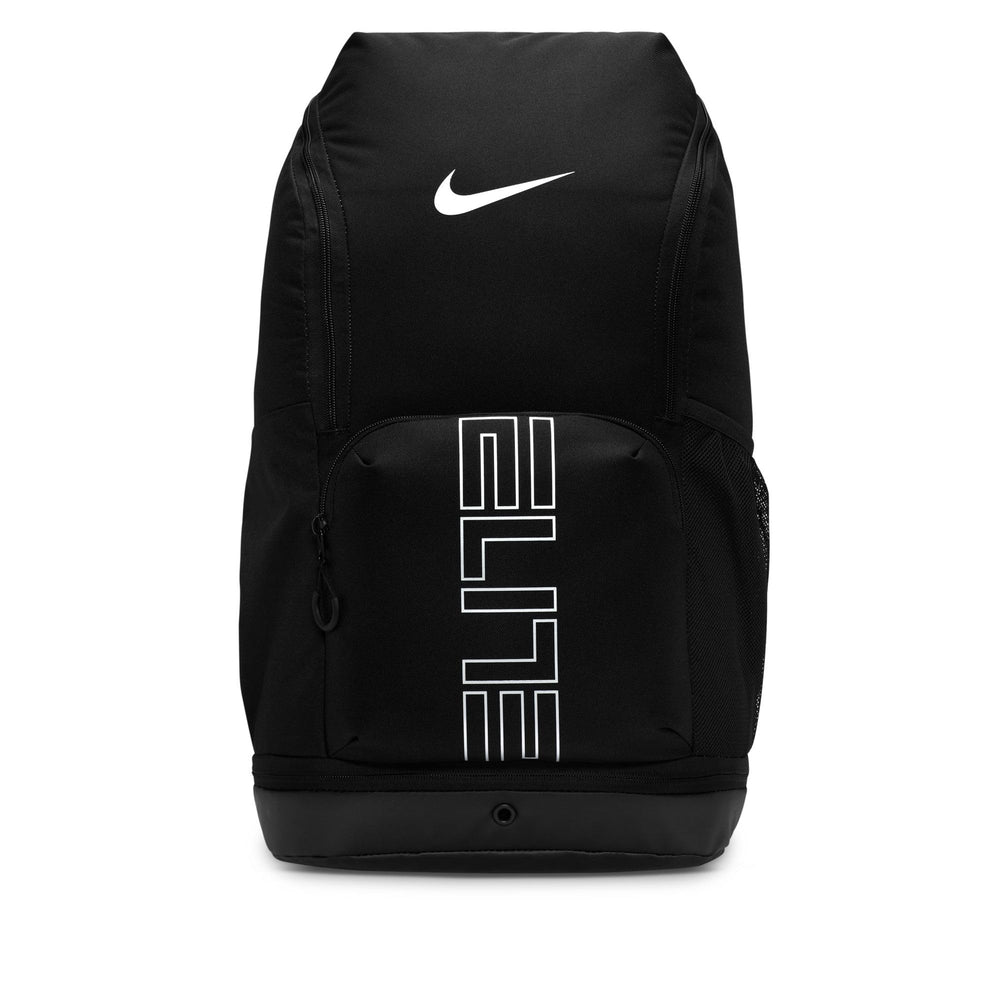 Nike mochila Varsity Elite vista frontal con almacenamiento visible y estilo urbano
