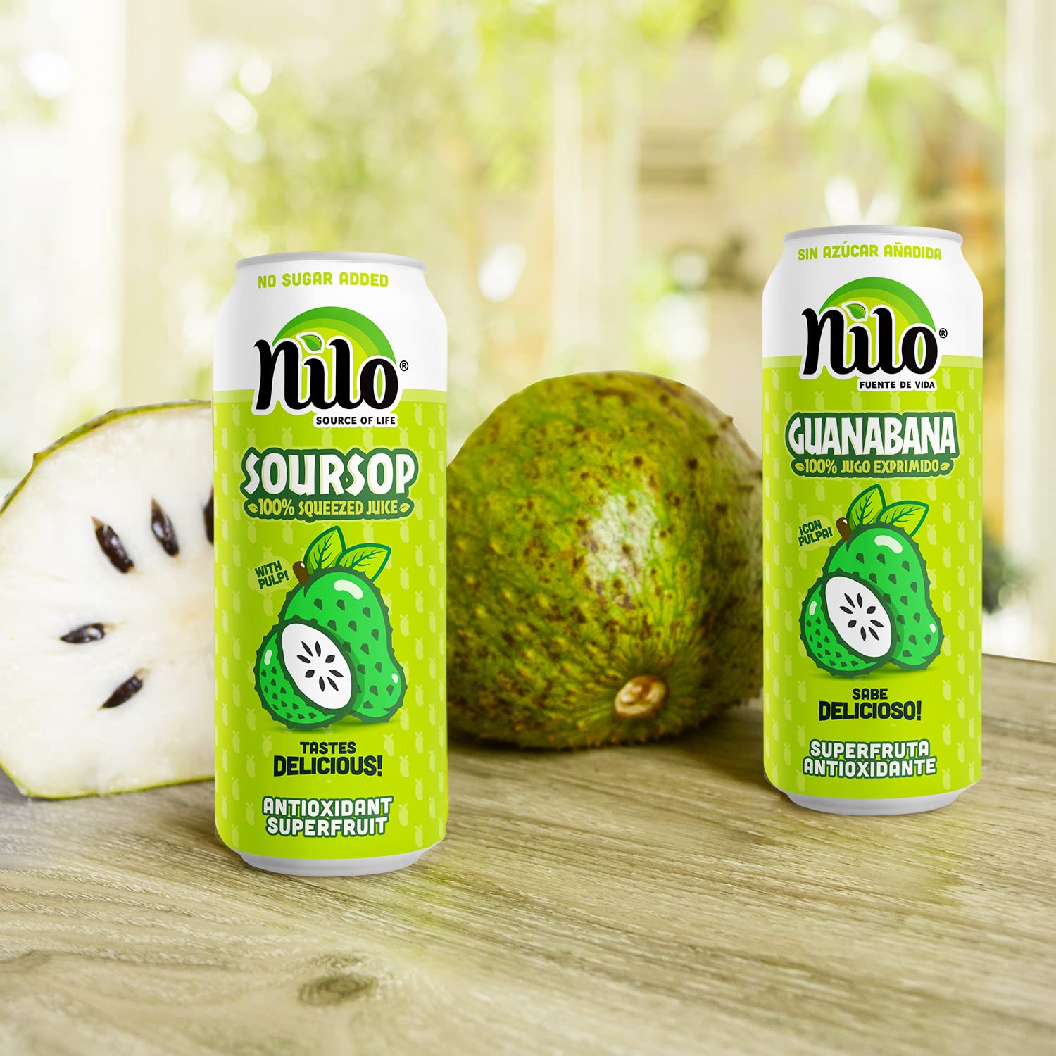 NILO botella junto a una fruta para comparar tamaño real