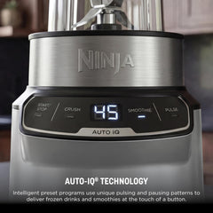 Ninja detalle del motor 1100W que ofrece fuerza para hielo y frutas