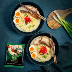 Nissin RAOH tazón con caldo Tonkotsu intenso para sabor reconfortante