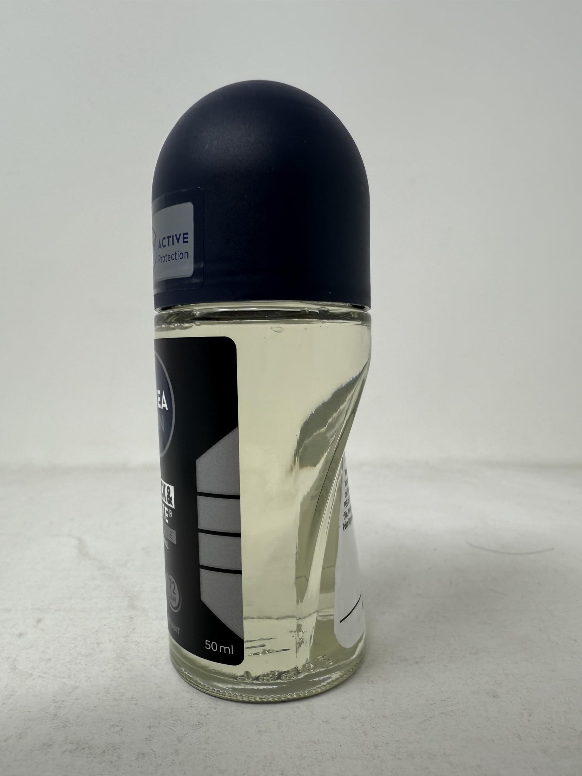 Nivea Men aplicación en axila para protección duradera