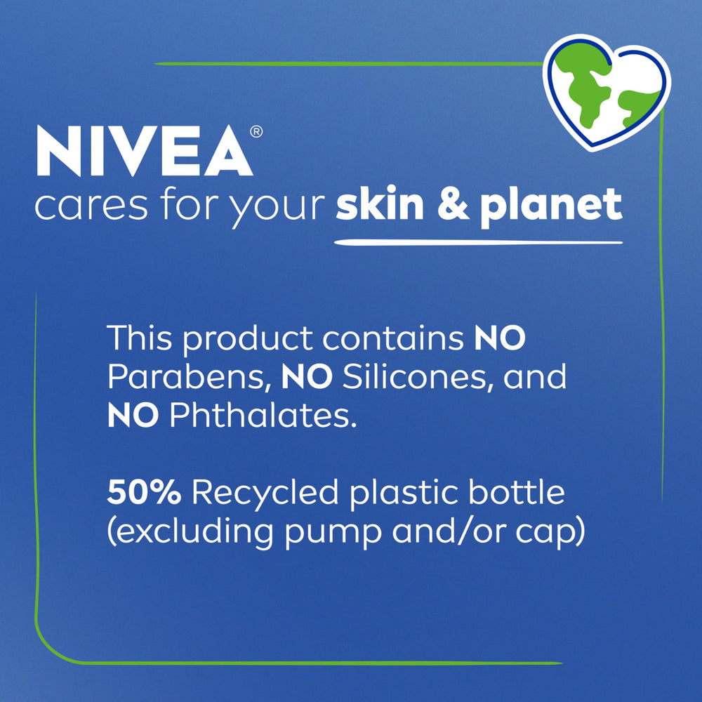 NIVEA pack de tres botellas sobre mesa para uso prolongado en casa