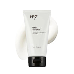 No7 envase frontal del exfoliante mostrando presentación y branding