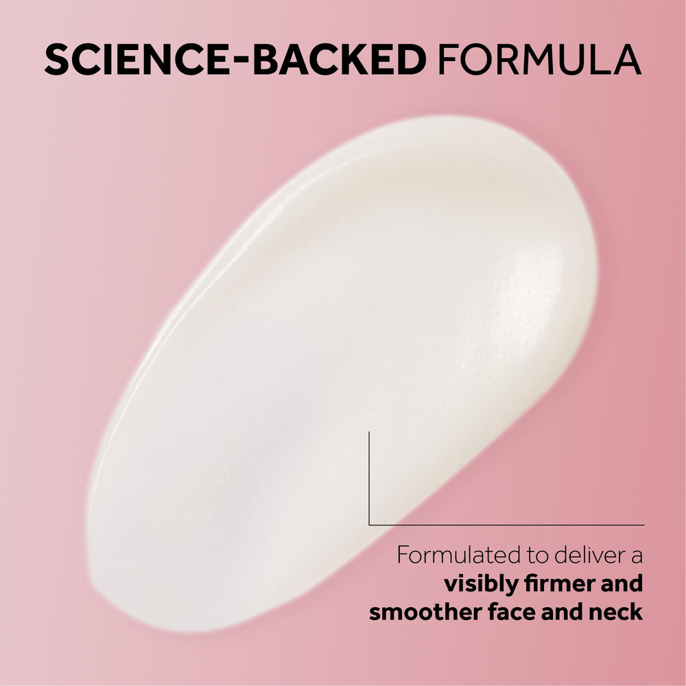 No7 frasco en mano mostrando tamaño real del Restore & Renew Sculpting Serum