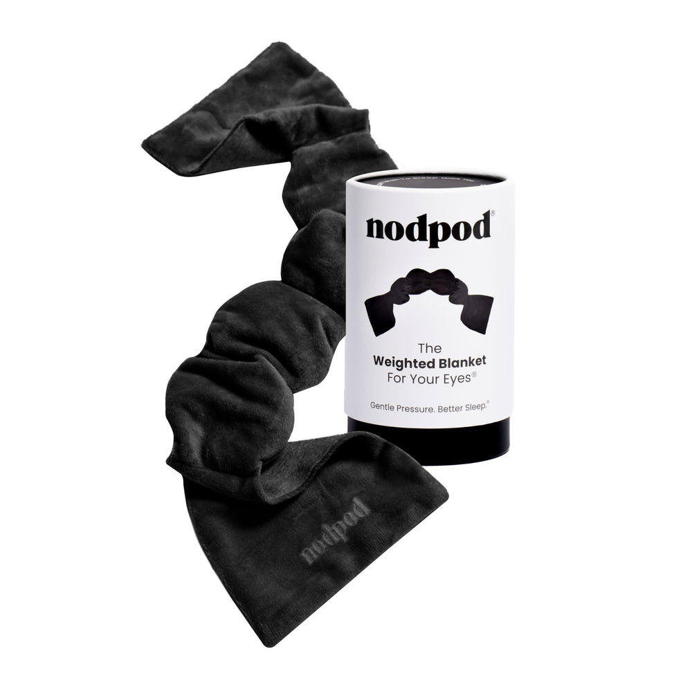 nodpod vista frontal del empaquetado mostrando la máscara y su diseño relajante