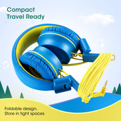 noot products K33 niña estudiando con auriculares comodidad escolar
