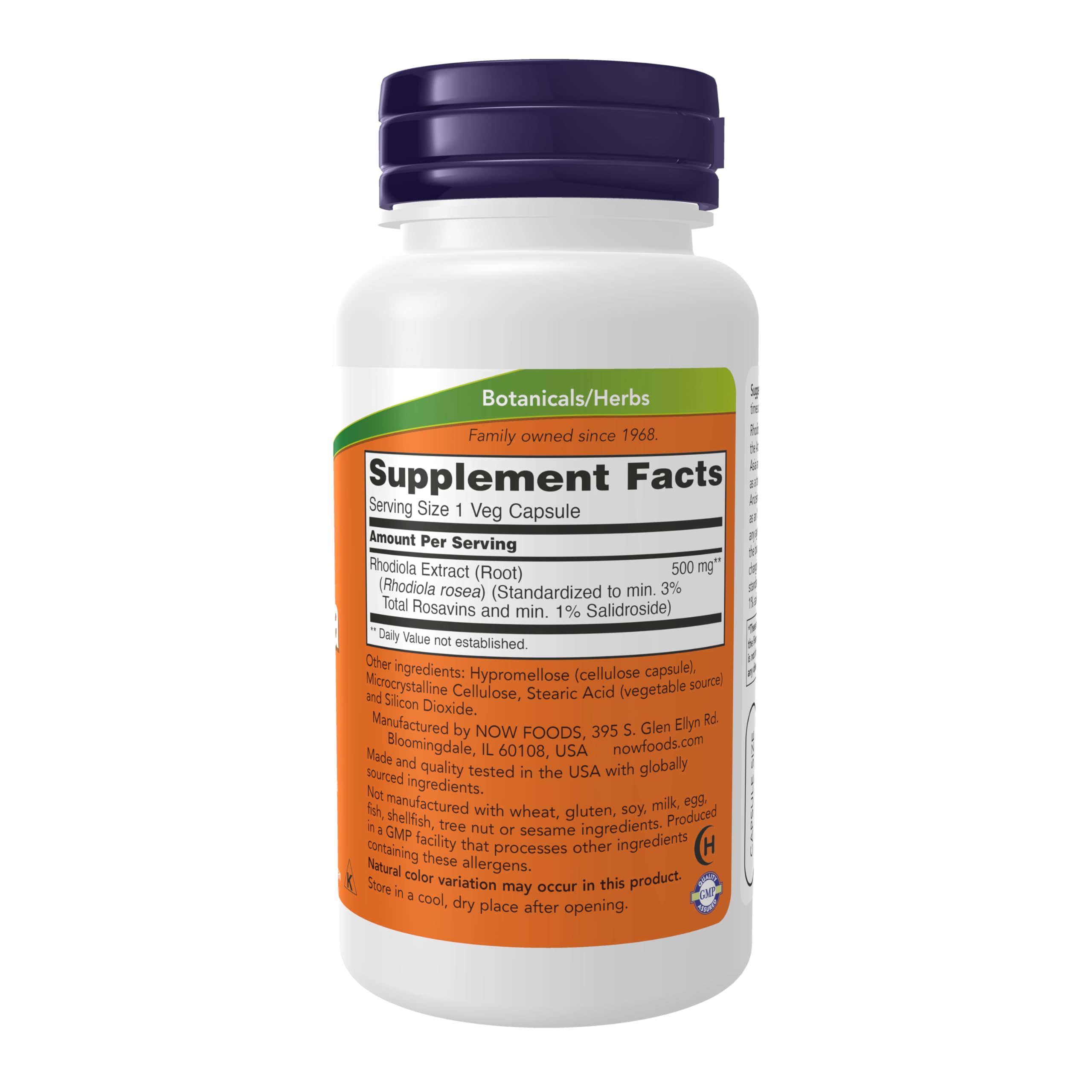 NOW Foods cápsula vegetal en mano para apreciar tamaño y facilidad de ingestión