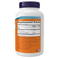 NOW Foods primer plano de una softgel de gelatina de pescado brillante