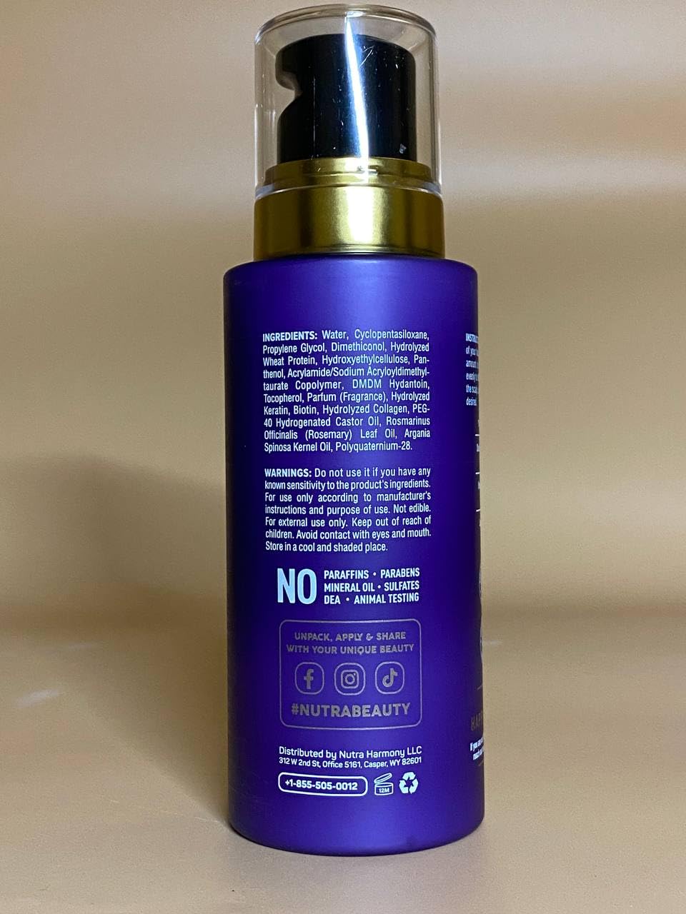 NUTRAHARMONY textura cremosa del sérum, fácil de distribuir