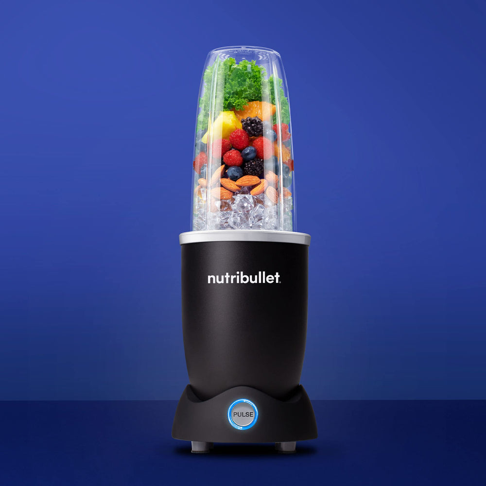 NutriBullet Pro+ tapa To-Go cerrada demostrando sello antiderrame práctico