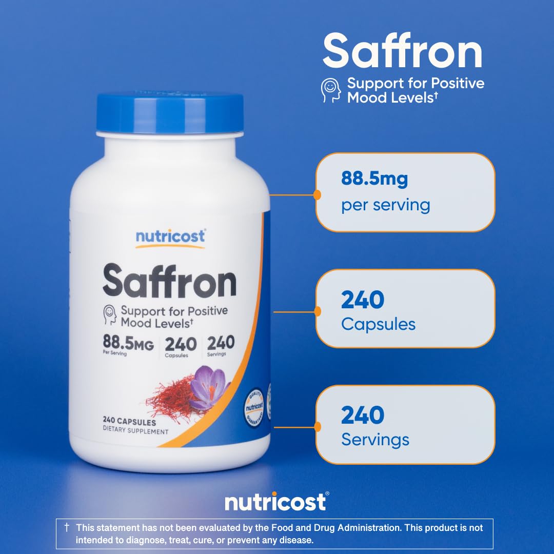 Nutricost cápsulas vegetales en primer plano demostrando pureza