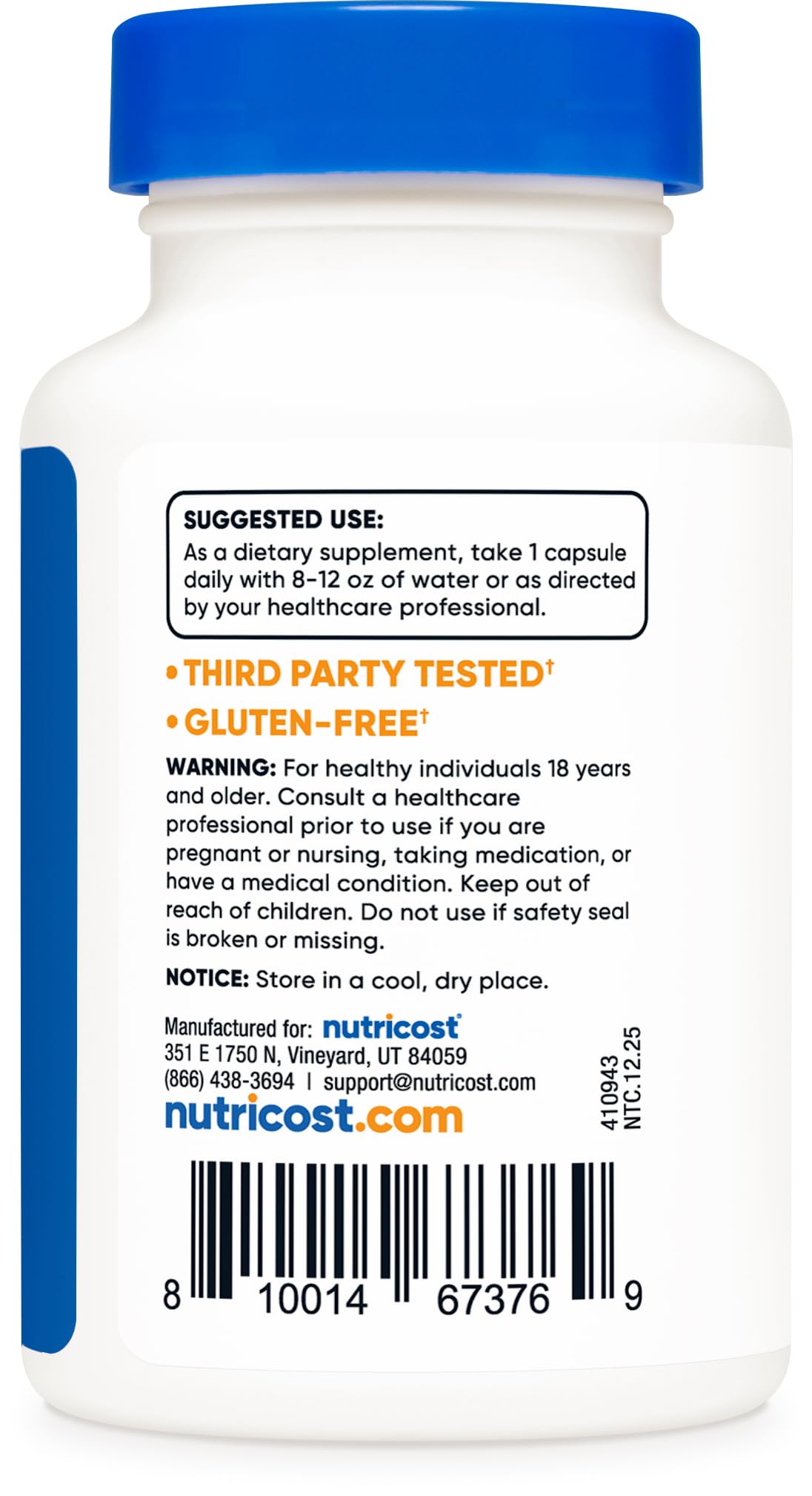 Nutricost etiqueta con sellos NSF y GMP en primer plano, beneficio: evidencia de control de calidad