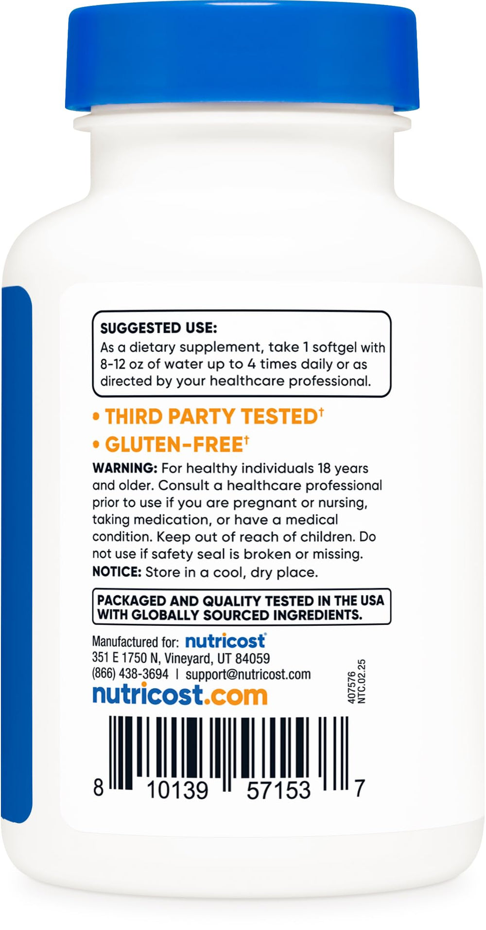 Softgel Nutricost junto a un vaso de agua ilustrando toma diaria sencilla