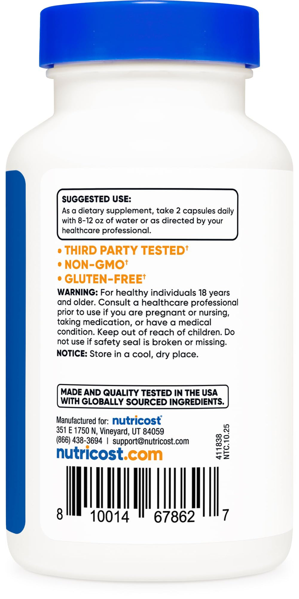 Nutricost cápsula junto a regla para comparar tamaño y conveniencia