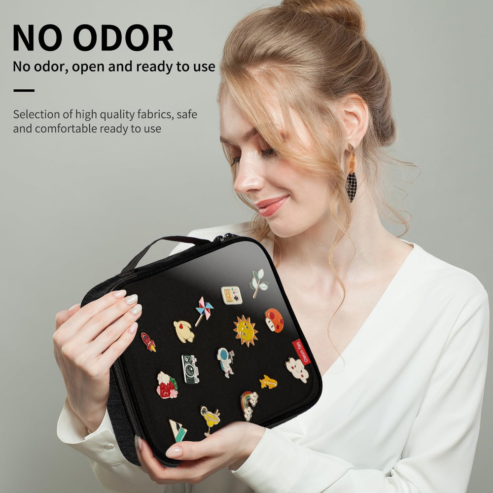 Oeun fan libro abierto con pins en exhibición para presentación rápida
