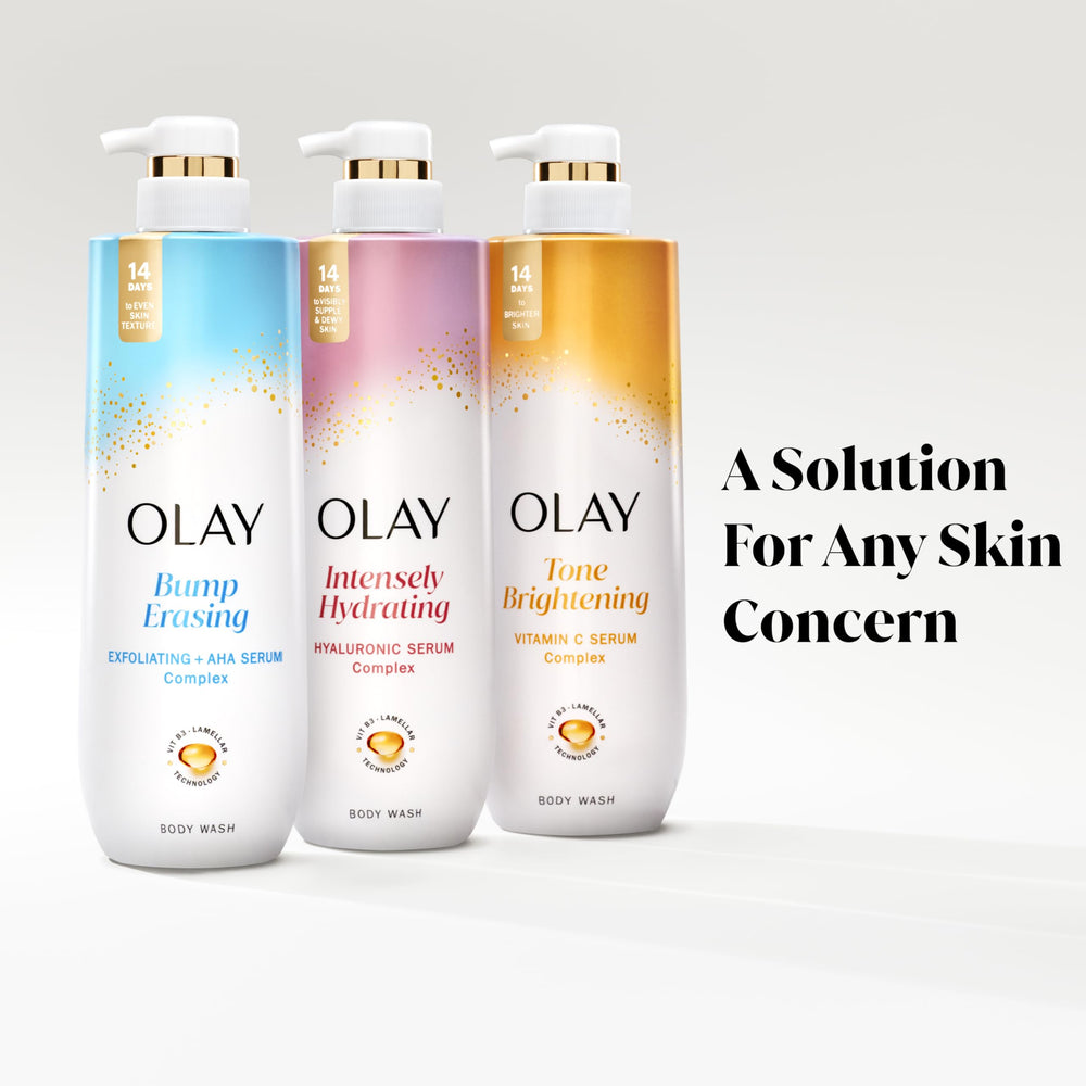 Olay primer plano de burbujas cremosas que sugiere limpieza sin resecar la piel