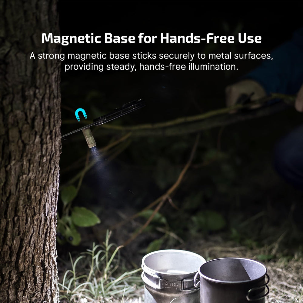 OLIGHT iUltra iluminando un entorno nocturno con salida de 80 lúmenes efectiva