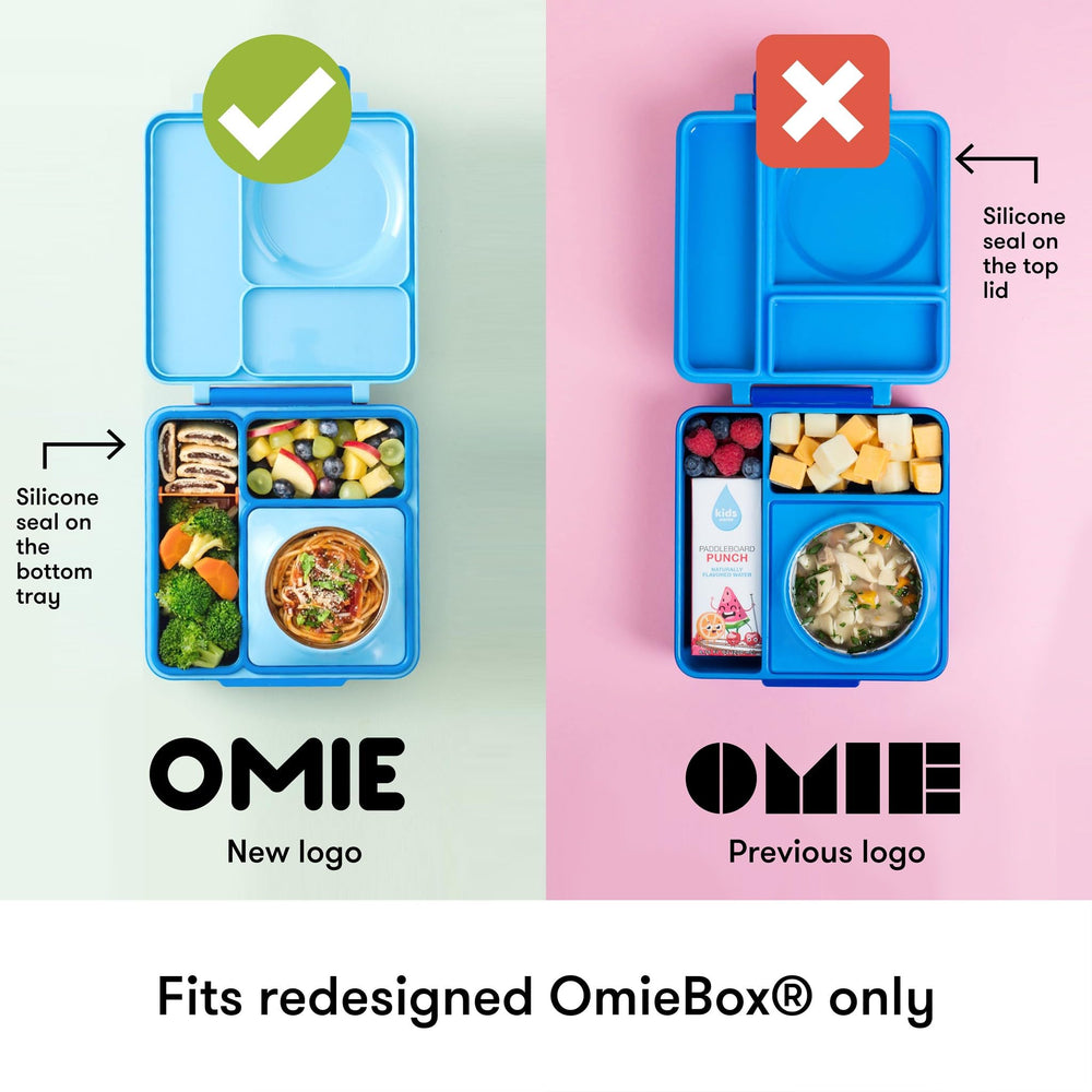 Omie OmieDip junto a cubiertos para comparar tamaño y capacidad útil