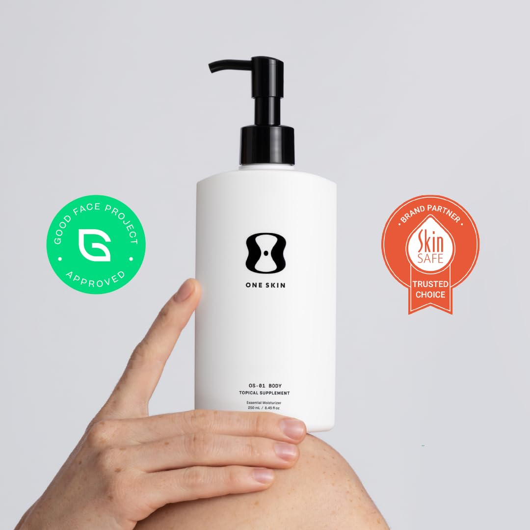 oneskin producto en baño estilo lifestyle, beneficio incorporación a rutina diaria