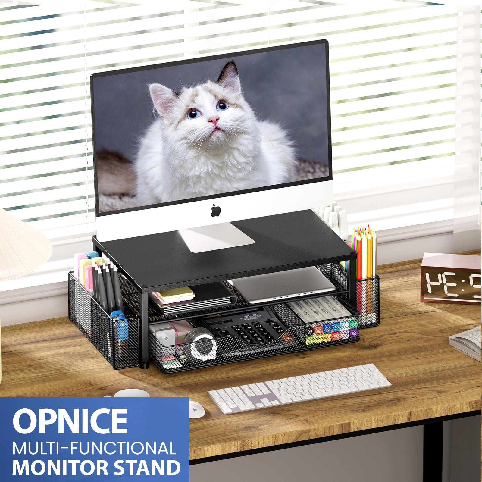 OPNICE en uso con portátil mejorando postura y visibilidad