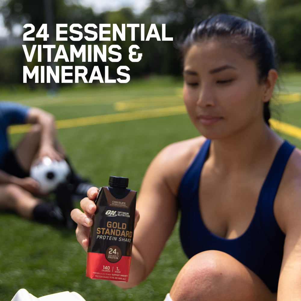 Optimum Nutrition botellla en gimnasio ilustrando uso antes o después del ejercicio