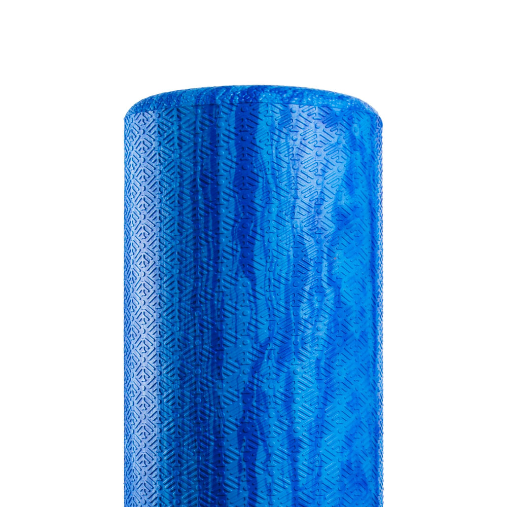 OPTP PRO-Roller junto a una colchoneta para comparar escala y longitud