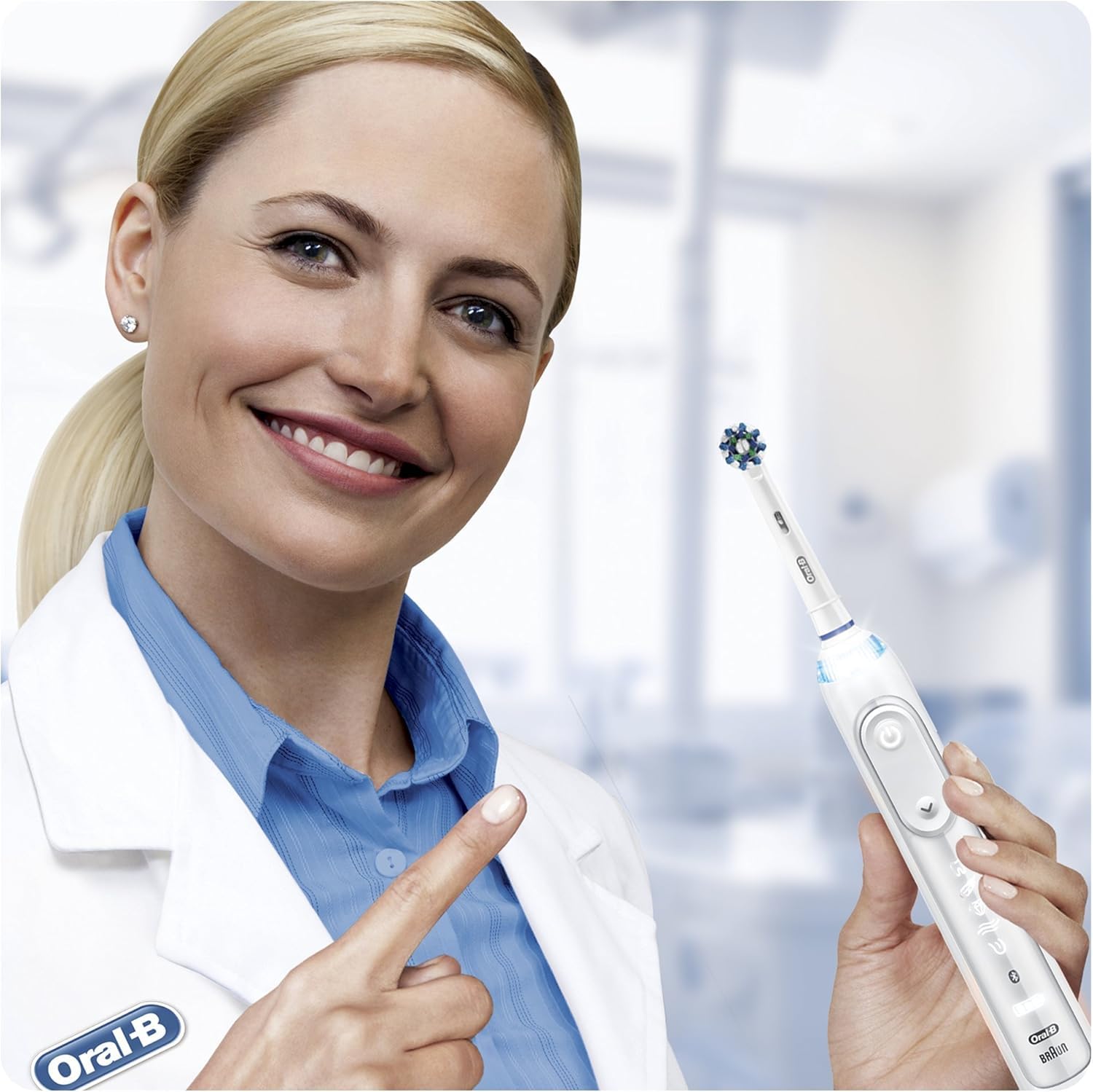 Oral-B cabezal en baño moderno, repuesto listo para uso diario