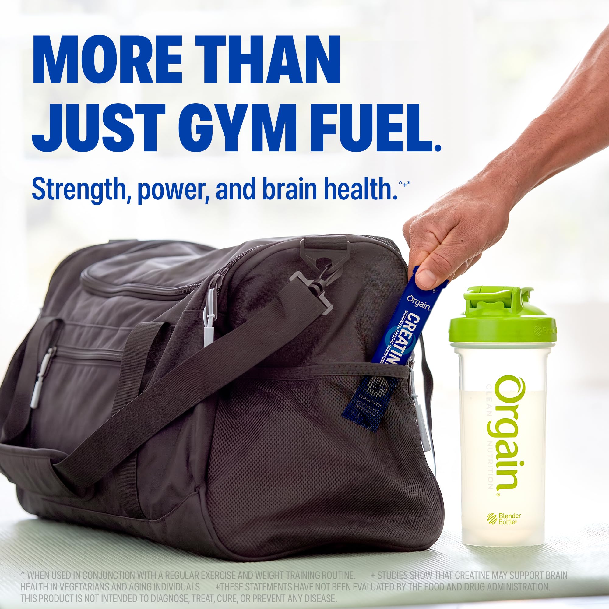 Orgain sobres dentro de una bolsa de deporte listos para entrenamiento