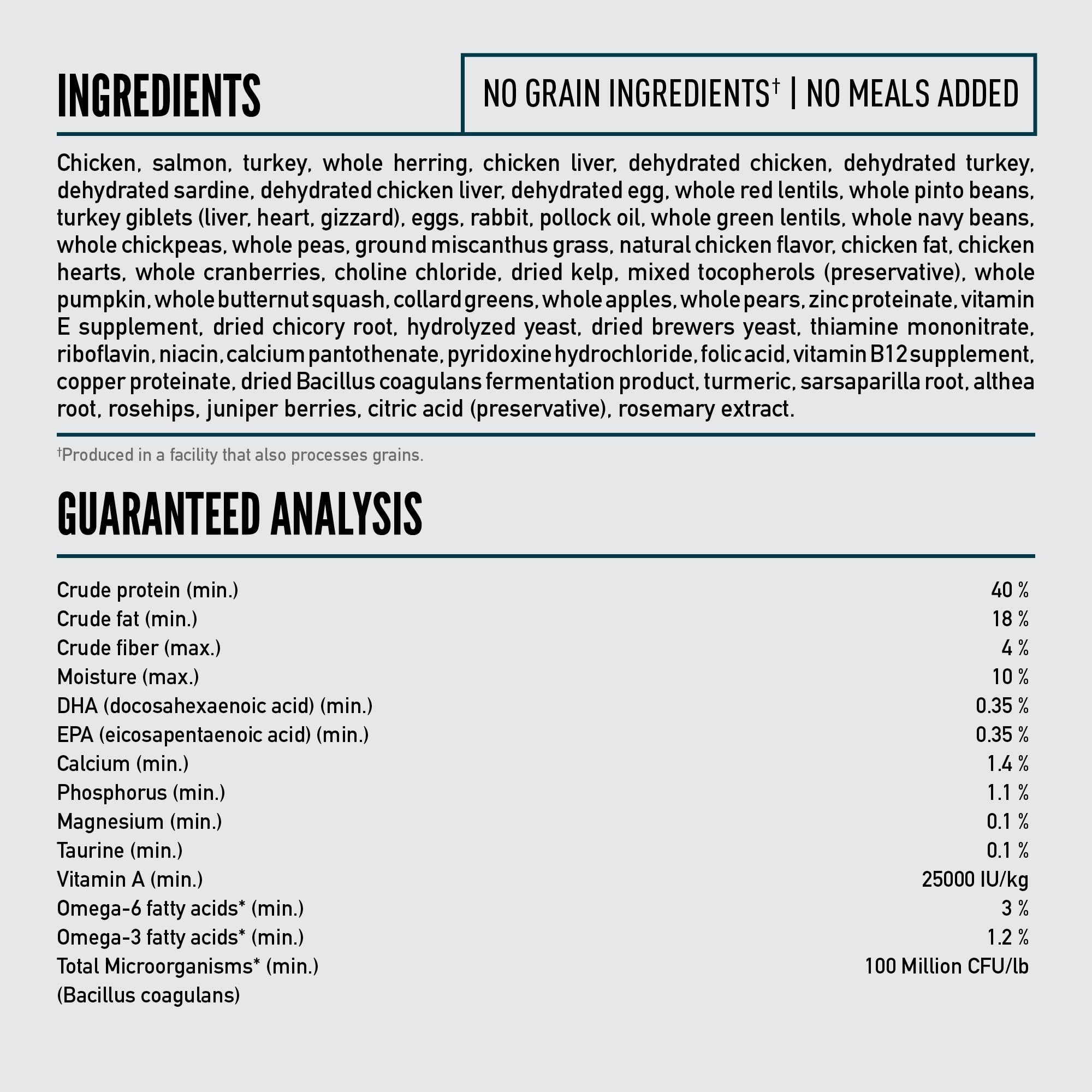 ORIJEN gato comiendo concentrado feliz mostrando aceptación