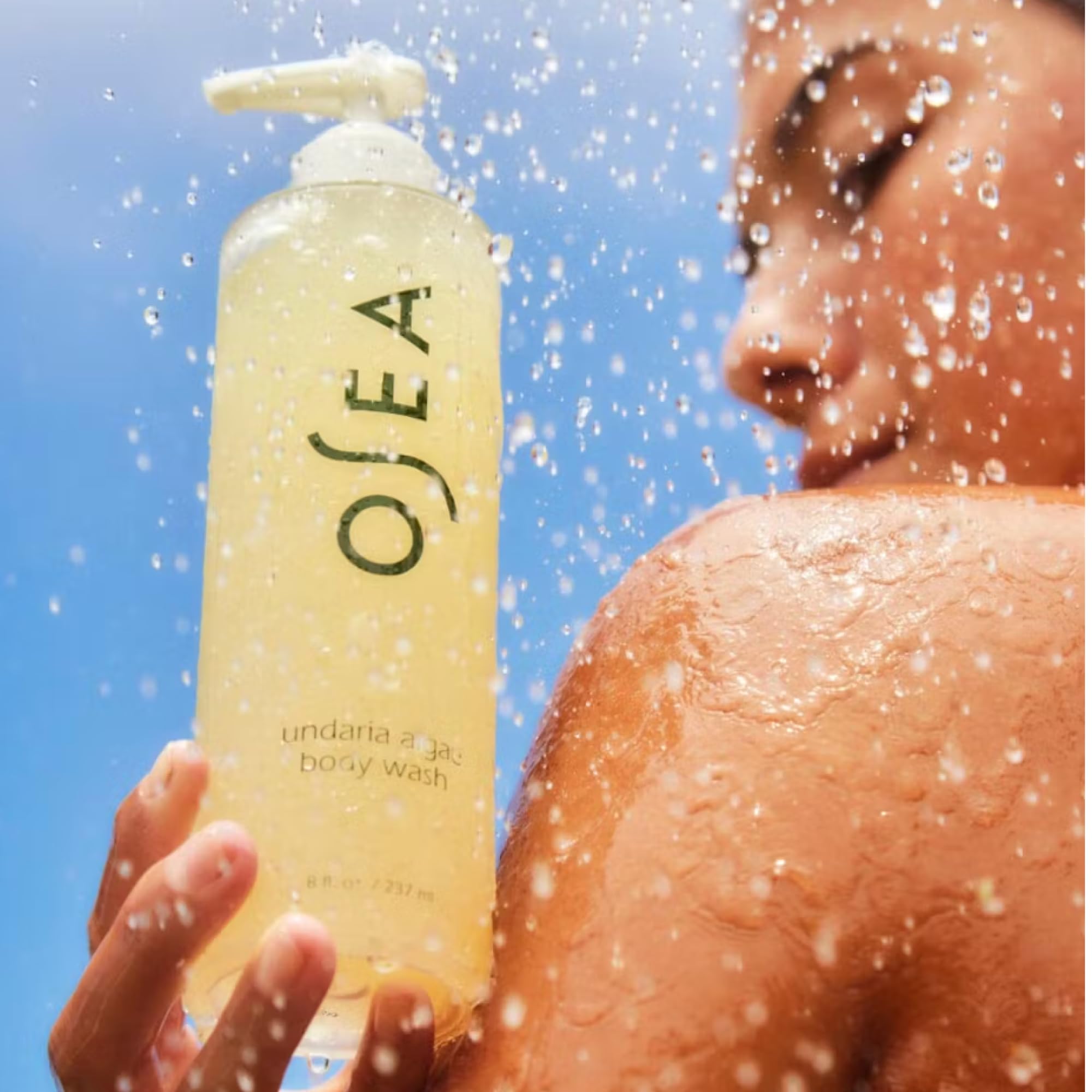 OSEA primer plano de Undaria algae que sugiere nutrientes marinos