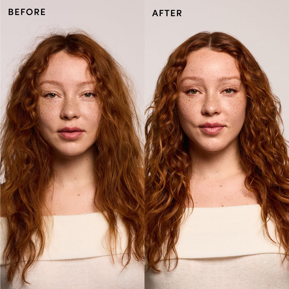 OUAI aplicando en cabello seco para reducir frizz y domar flyaways