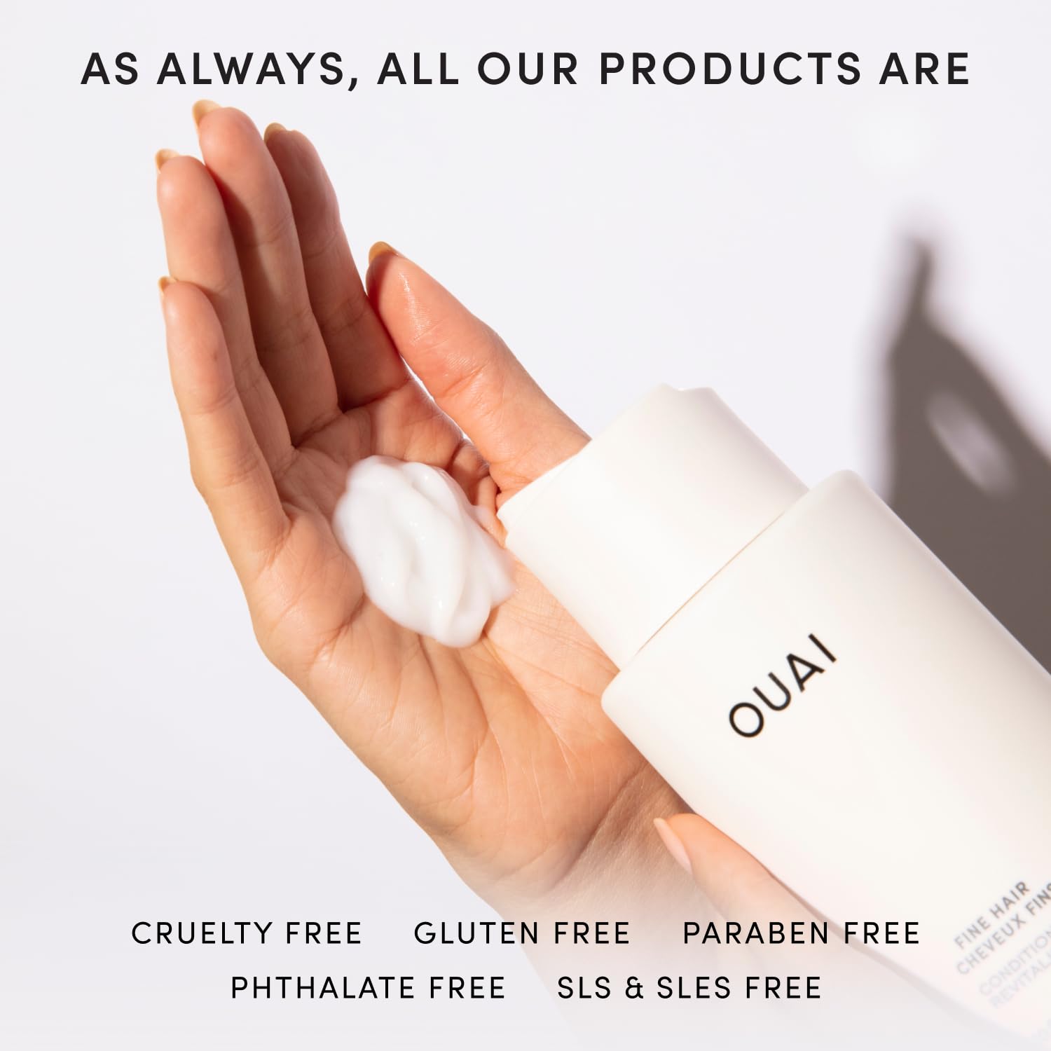 OUAI cabello peinado con más cuerpo para un look natural y con movimiento