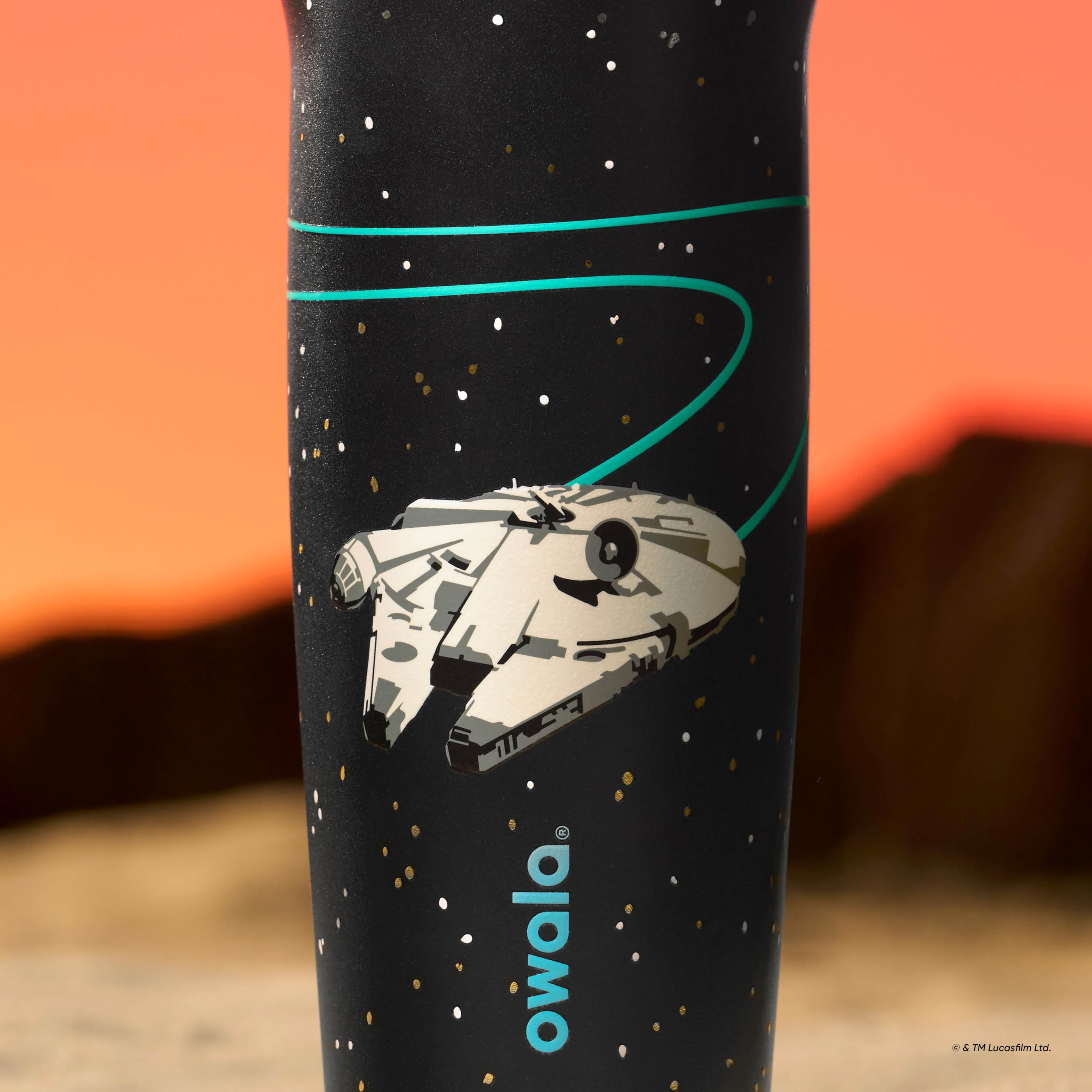 Owala empaque edición Millennium Falcon ideal para regalar fanáticos