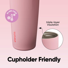 Owala FreeSip Sway en portavasos de coche demostrando ajuste y estabilidad