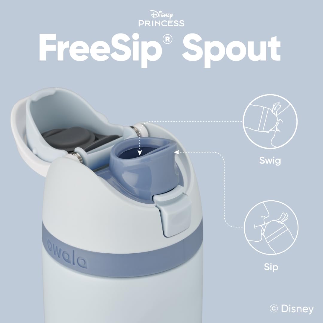 Owala Princess Cinderella primer plano de la pajita integrada para beber fácil