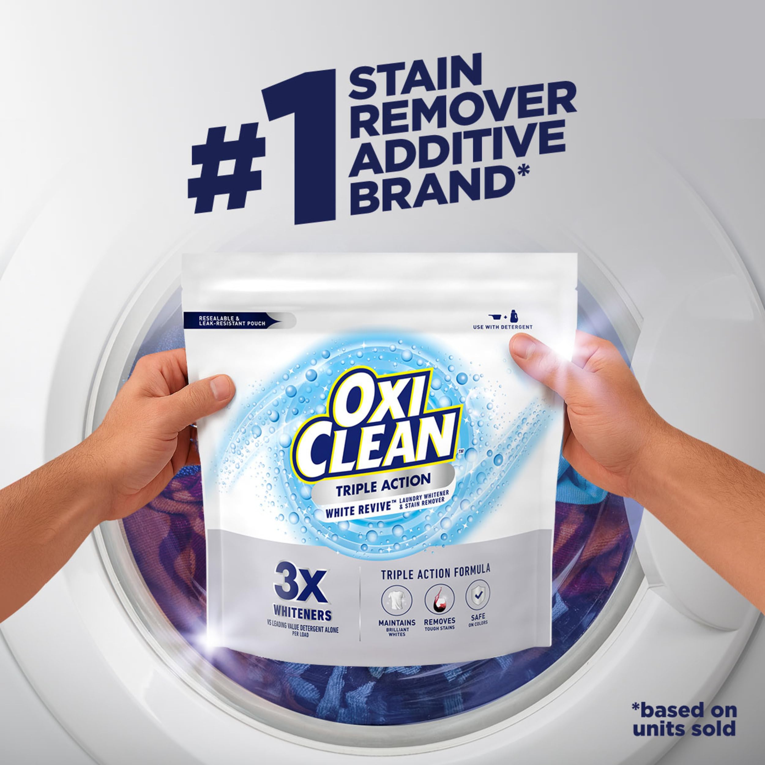 Bolsa de 4 libras de OxiClean colocada junto a una regla para mostrar el tamaño