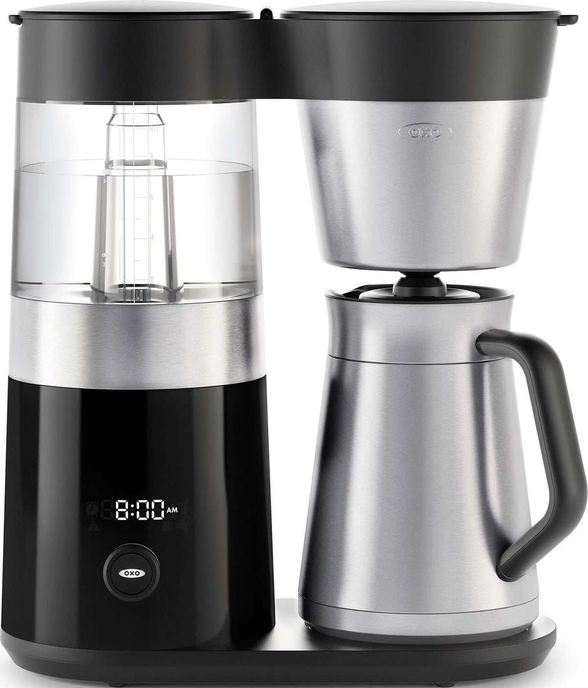 OXO Brew vista frontal con jarra de acero, mantiene café caliente