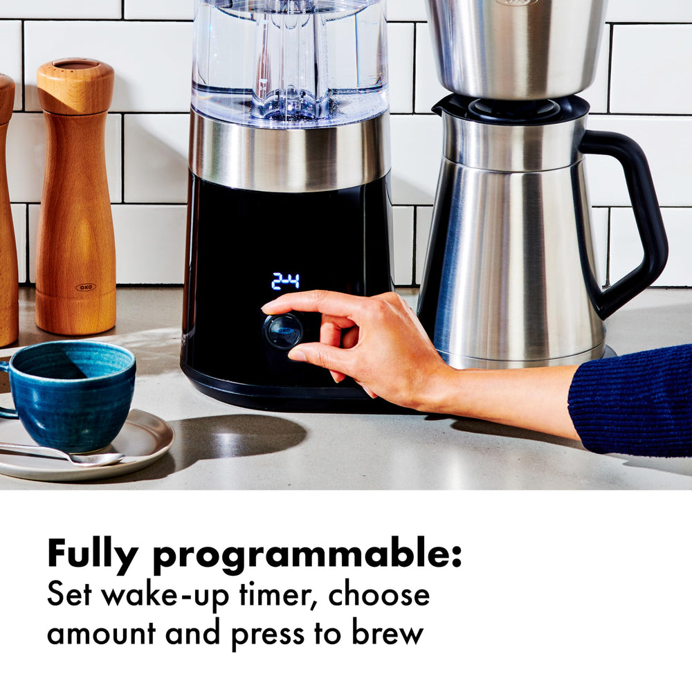 OXO Brew tubo mezclador interno visible, asegura sabor consistente