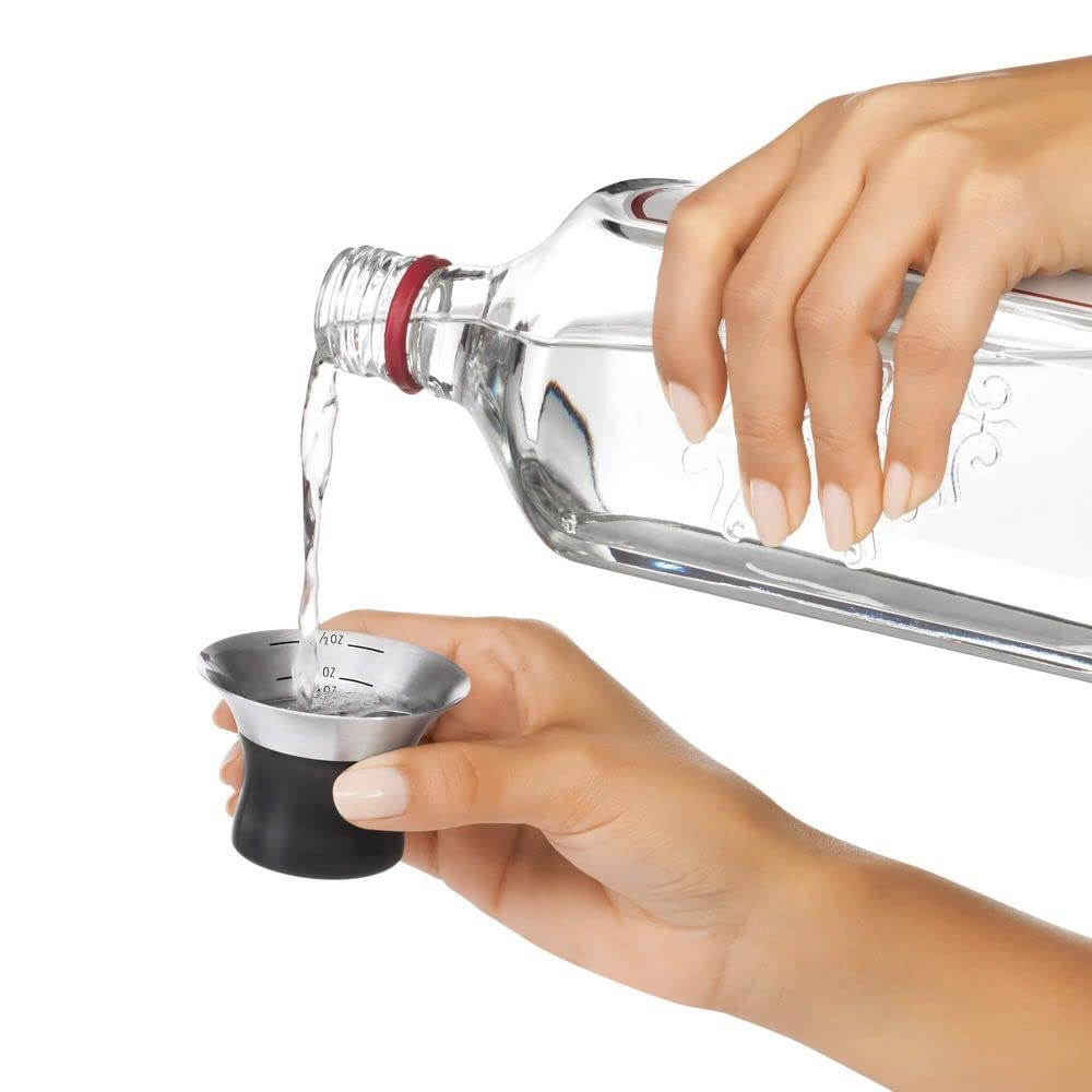 OXO coctelera vertiendo sin derramar, beneficio servicio limpio