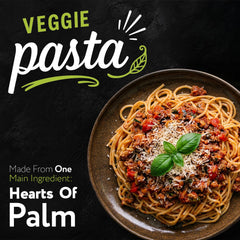 Palmini linguine cocido servido en plato listo para comer y saludable