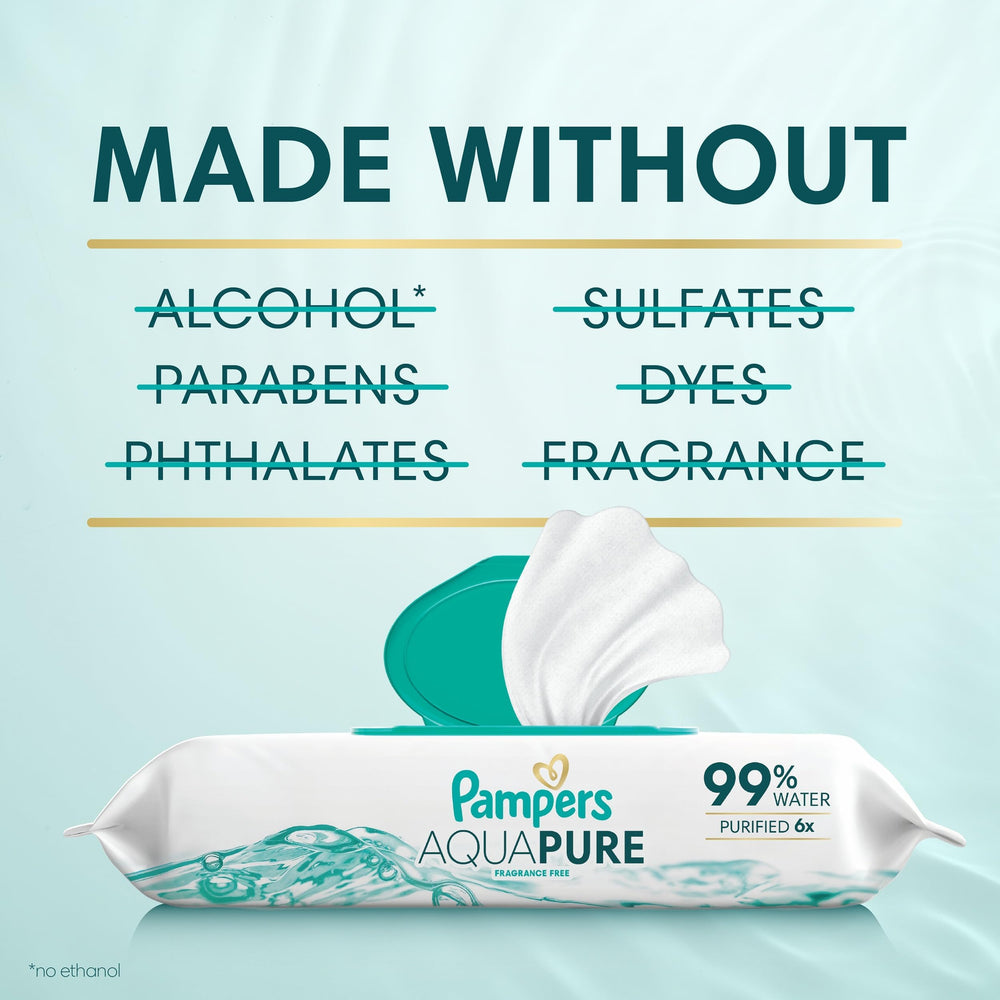 Pampers uso en cambio de pañal limpiando con delicadeza