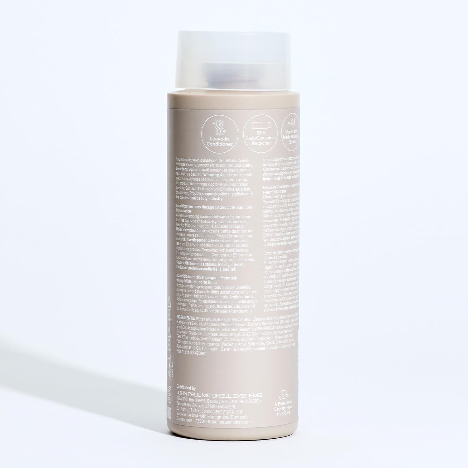 Paul Mitchell producto en baño realzando uso cotidiano y frescura
