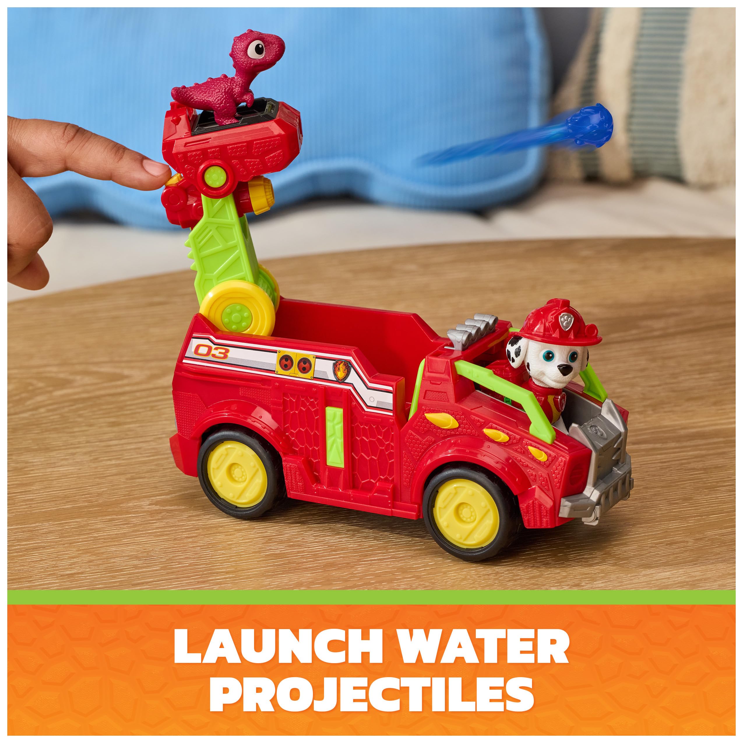 PAW Patrol Marshall en la cabina listo para conducir y liderar rescates