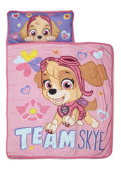 Paw Patrol tapete frontal mostrando diseño rosa y comodidad