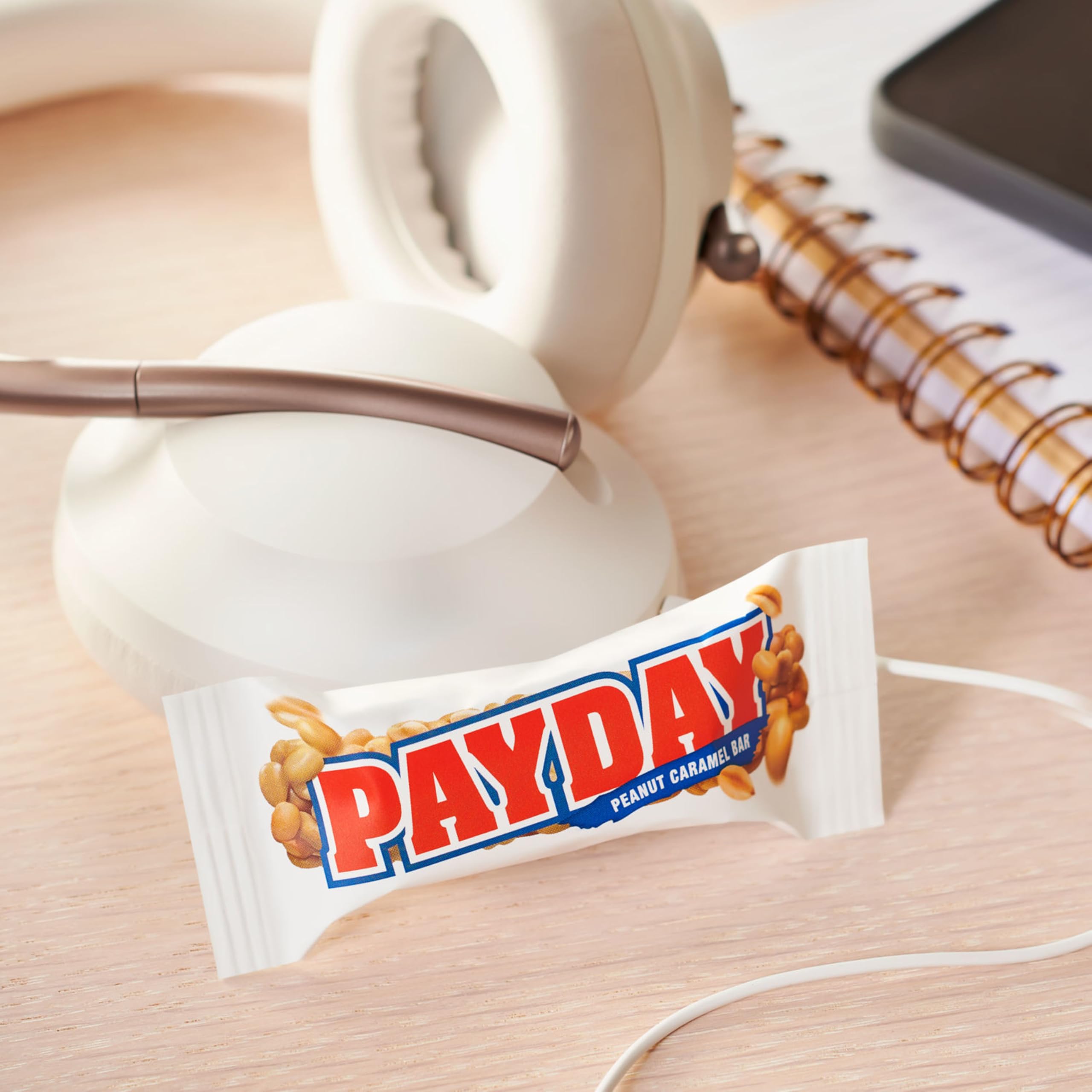 PayDay barra en mano comparando tamaño snack y porción controlada
