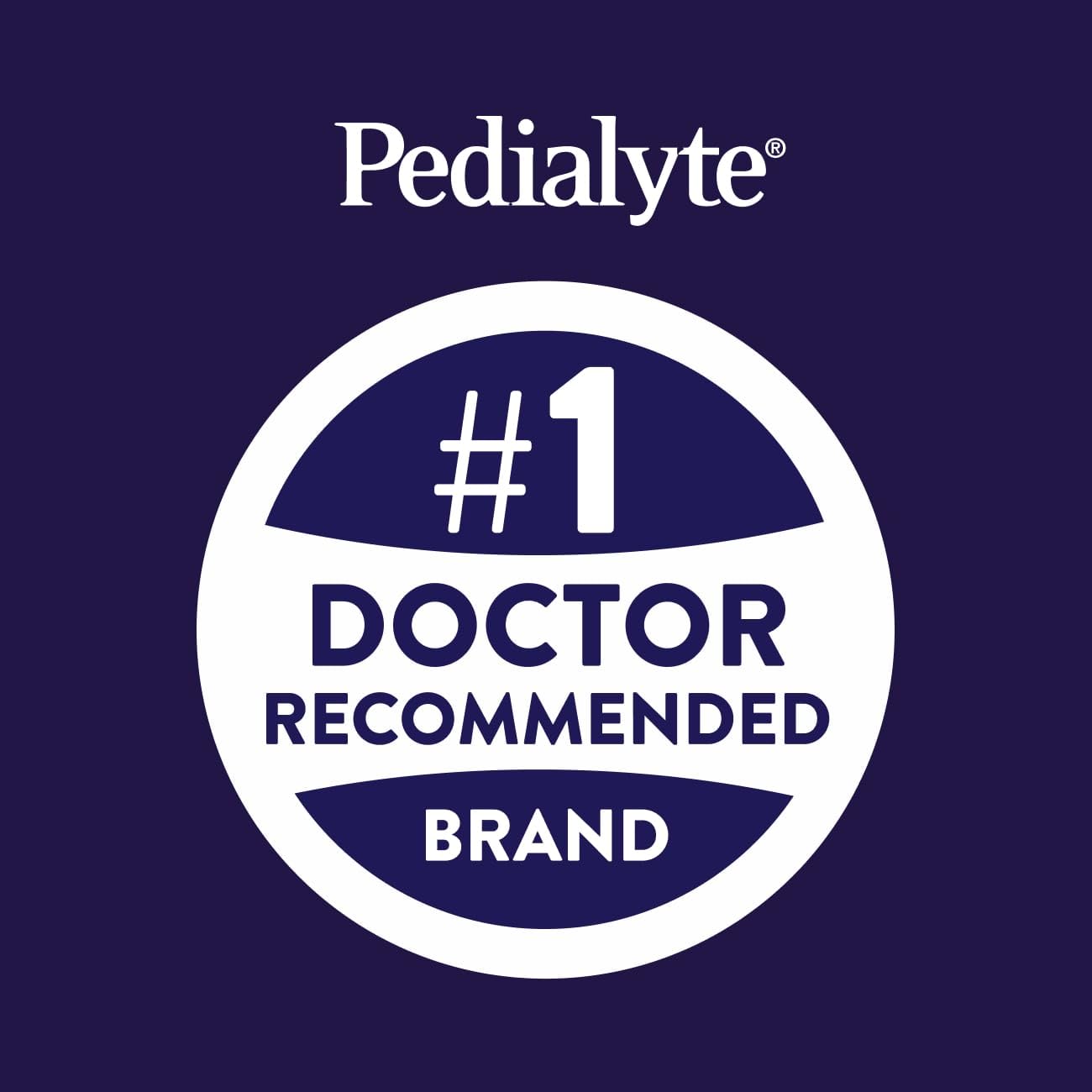 Pedialyte polvo disolviéndose en vaso demostrando hidratación instantánea